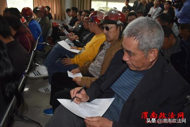 韓城交警組織130余名摩托車駕駛員開展安全教育學習培訓(圖)
